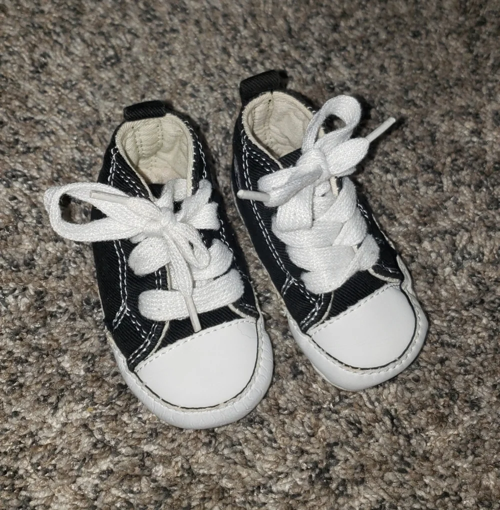 Converse| Baby's First Classic High Top Converse
